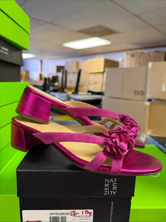 Naturalizer Shoes - Naturalizer Womens Low Block Heel Sandals in Orchid